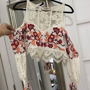 For love and lemons crop top